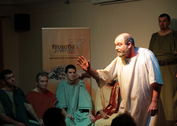 Grupo de Teatro Dionisos presenta La muerte de Sócrates en Nueva Acrópolis Barcelona.