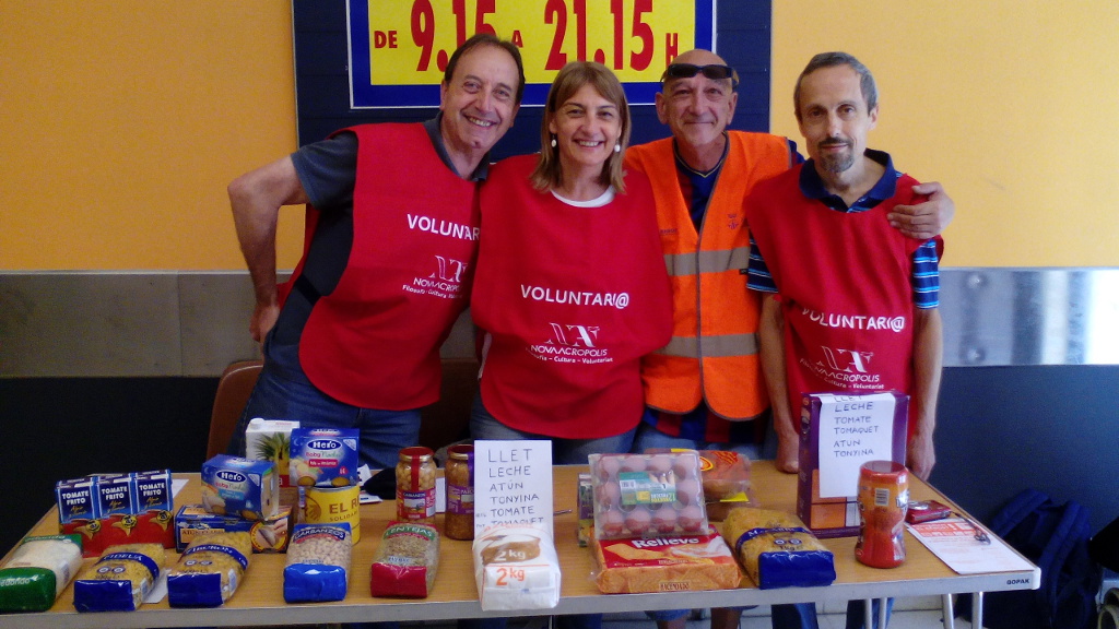  Nueva Acrópolis Sabadell colabora con la campaña de voluntariado de Rebost Solidari.
