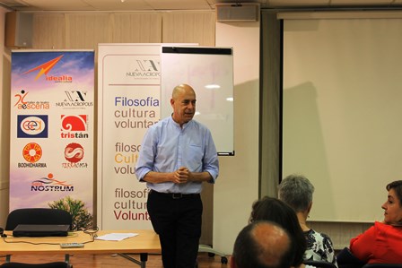 El riesgo de ser ético Acrópolis Almería