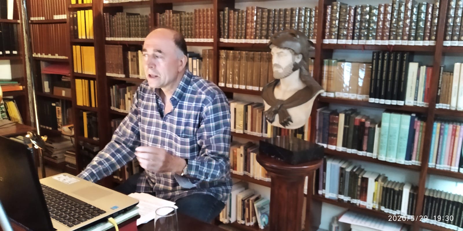 Micro-charla on line: «Los héroes están de moda: Hércules»