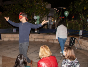 Día Mundial de la Filosofía en la Rambla teatro verdad y mentira