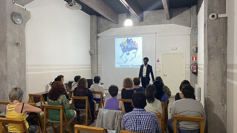 Inauguración de la exposición y presentación de libro: «Huellas de mujeres geniales»