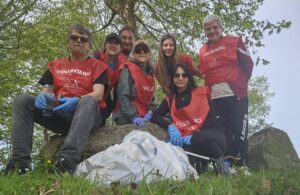 «Limpiar paseando»… entre los montes de los Pozos y el Alba