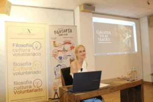 Galatea va al teatro