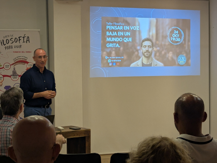 Pensar en voz baja en un mundo que grita