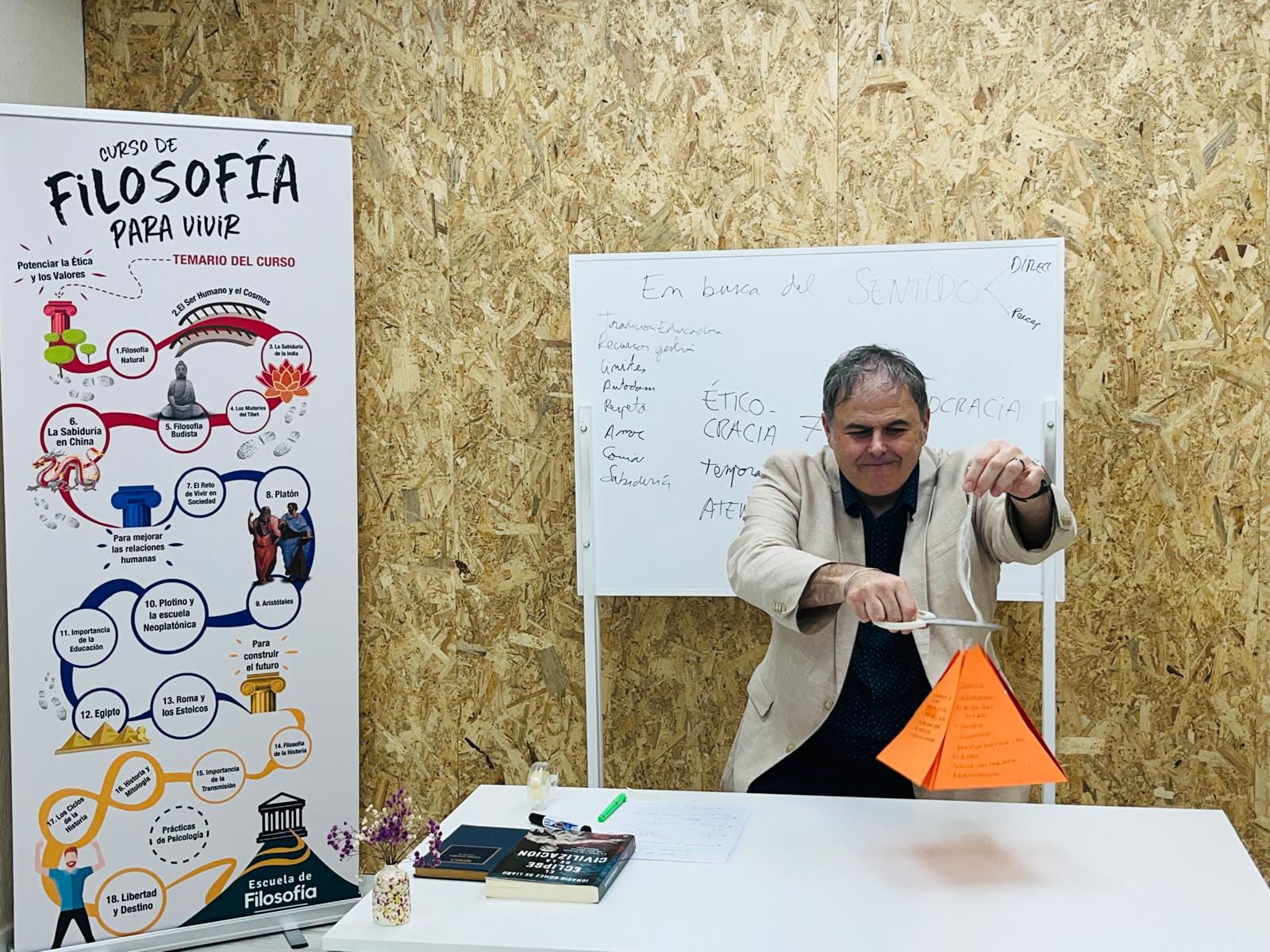 «Laboratorio filosófico» sobre el sentido de la vida en el marco del Día Mundial de la Filosofía