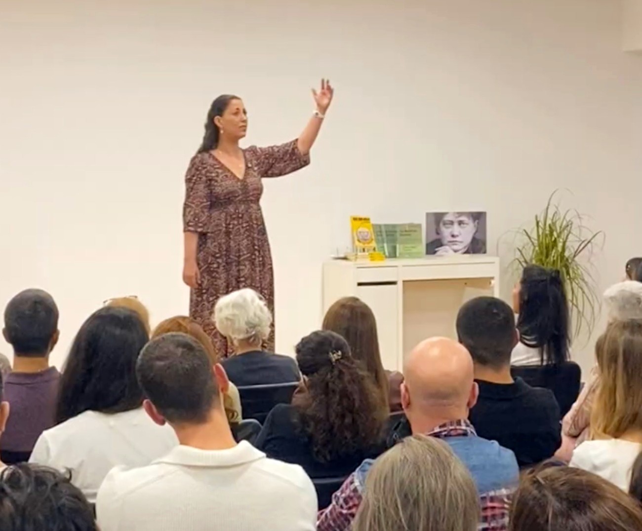 Charla: Helena Petrovna Blavatsky, la maestra de la Unión