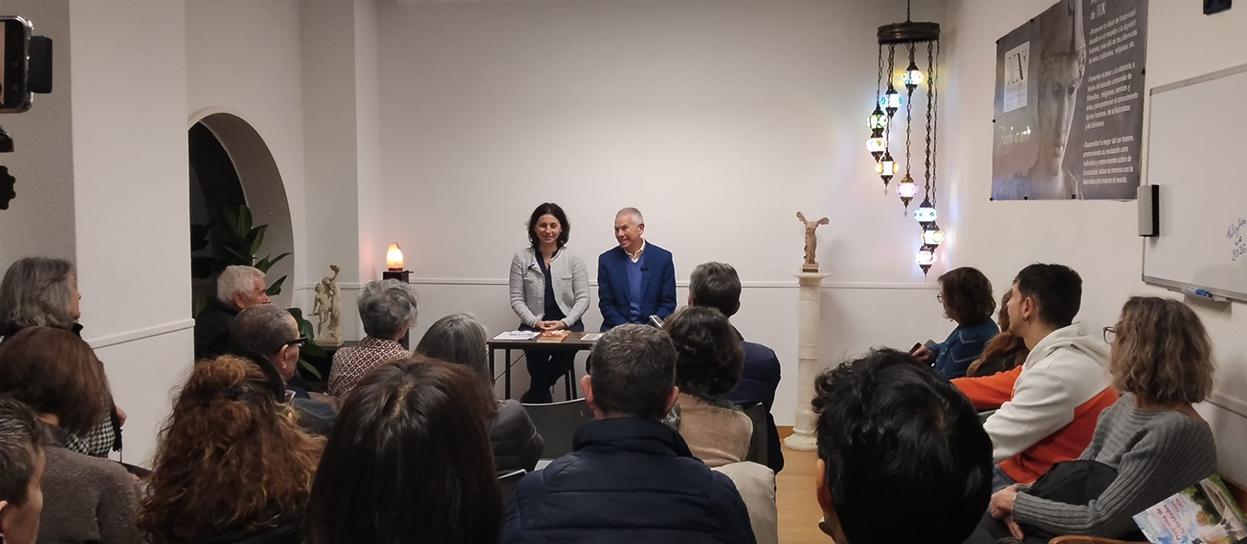 Tertulia sobre Filosofía hermética: El kybalion